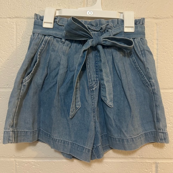 America Eagle high waisted paper bag tie front shorts - Picture 1 of 3